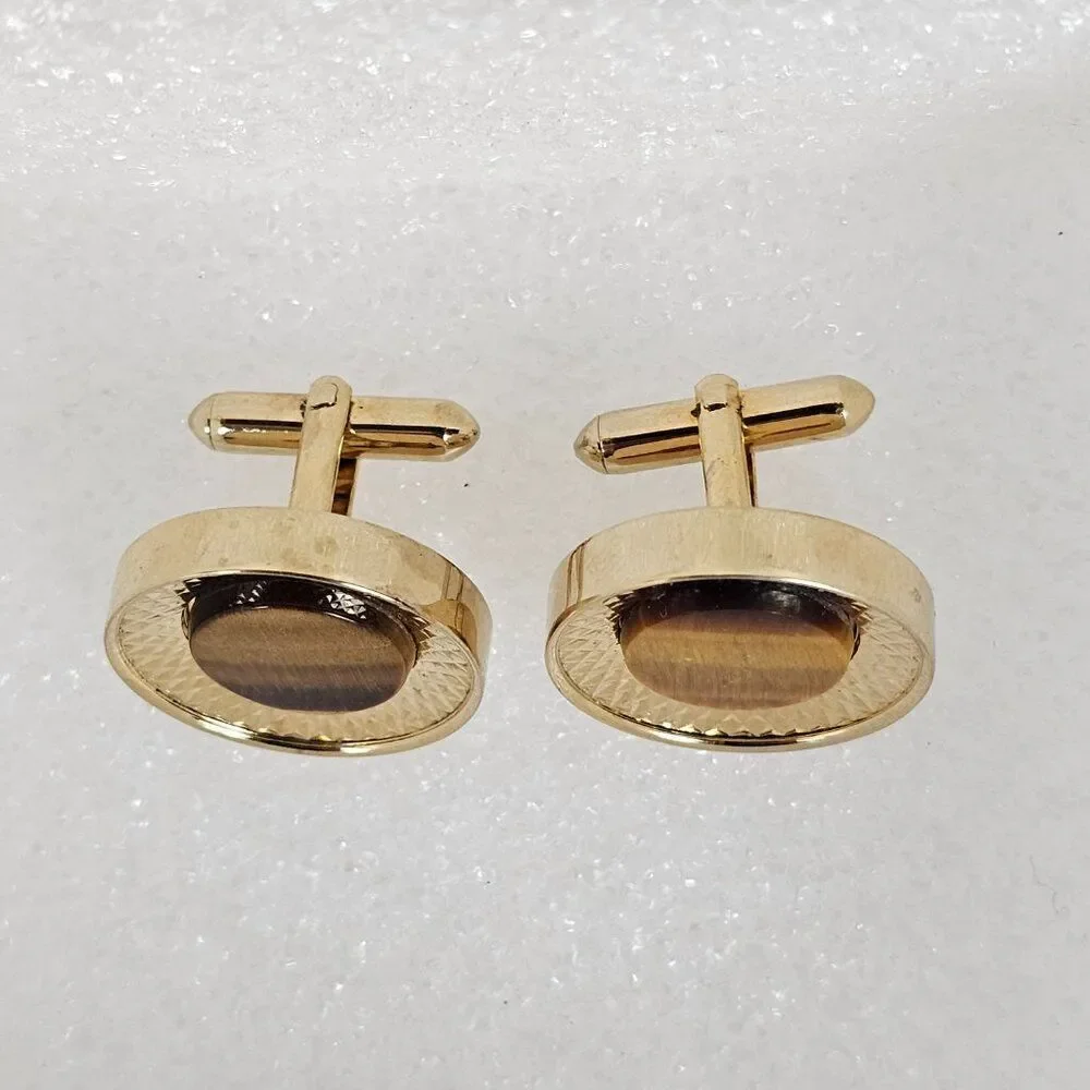 Vintage Swank Golden Brown Tiger Eye Diamond Cut Round Shiny Gold Tone Cufflinks